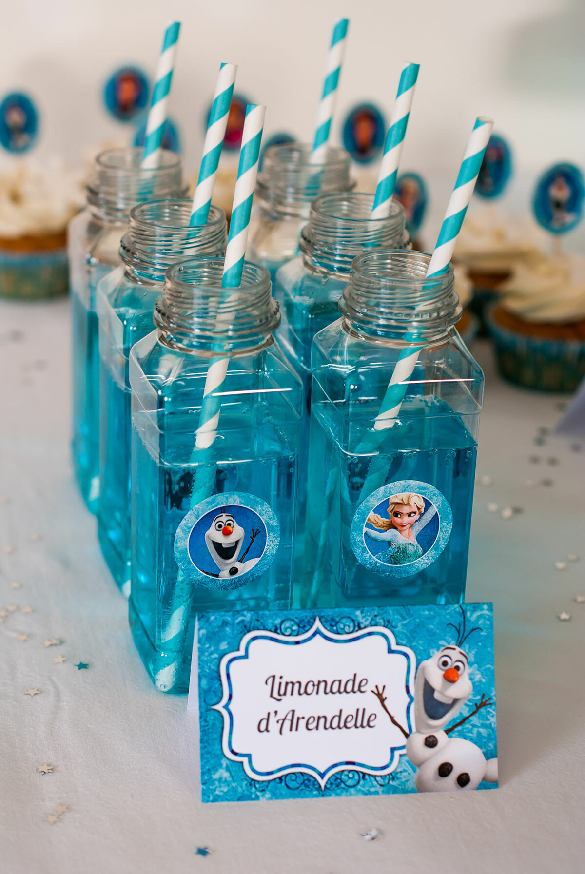 sweet-table-reine-des-neiges-disney-lilie-bakery-7