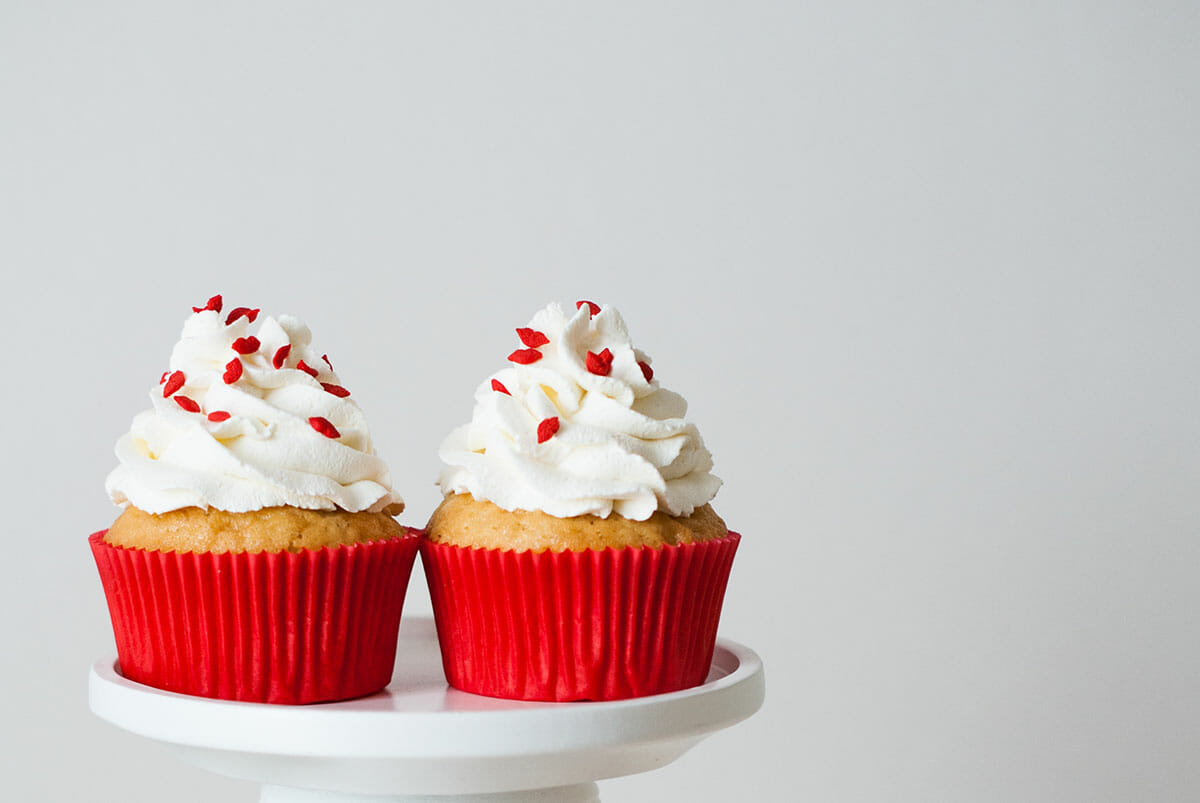 Cupcakes St Valentin { Cœur inside } | Lilie Bakery 2