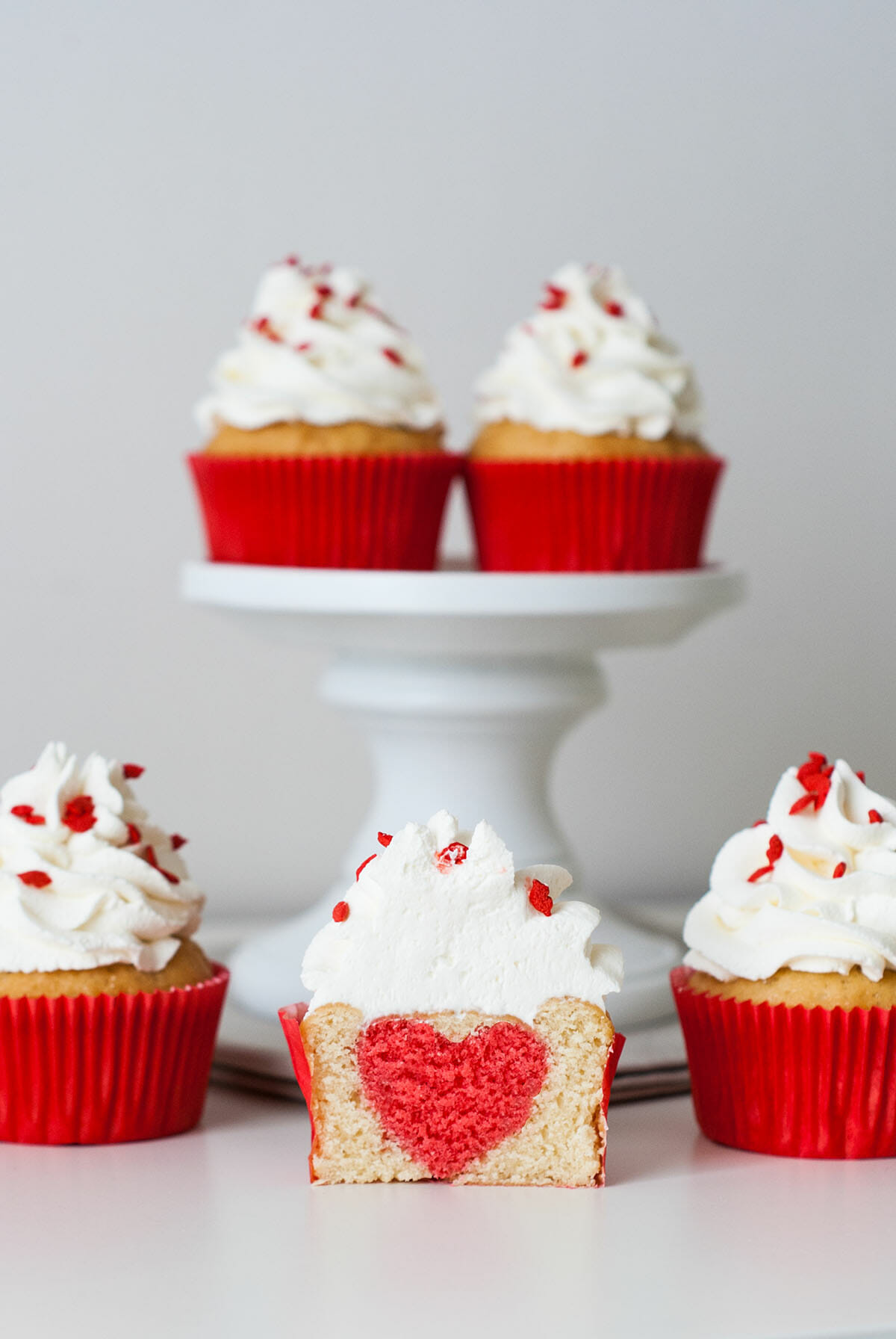 Cupcakes St Valentin { Cœur inside } | Lilie Bakery 1