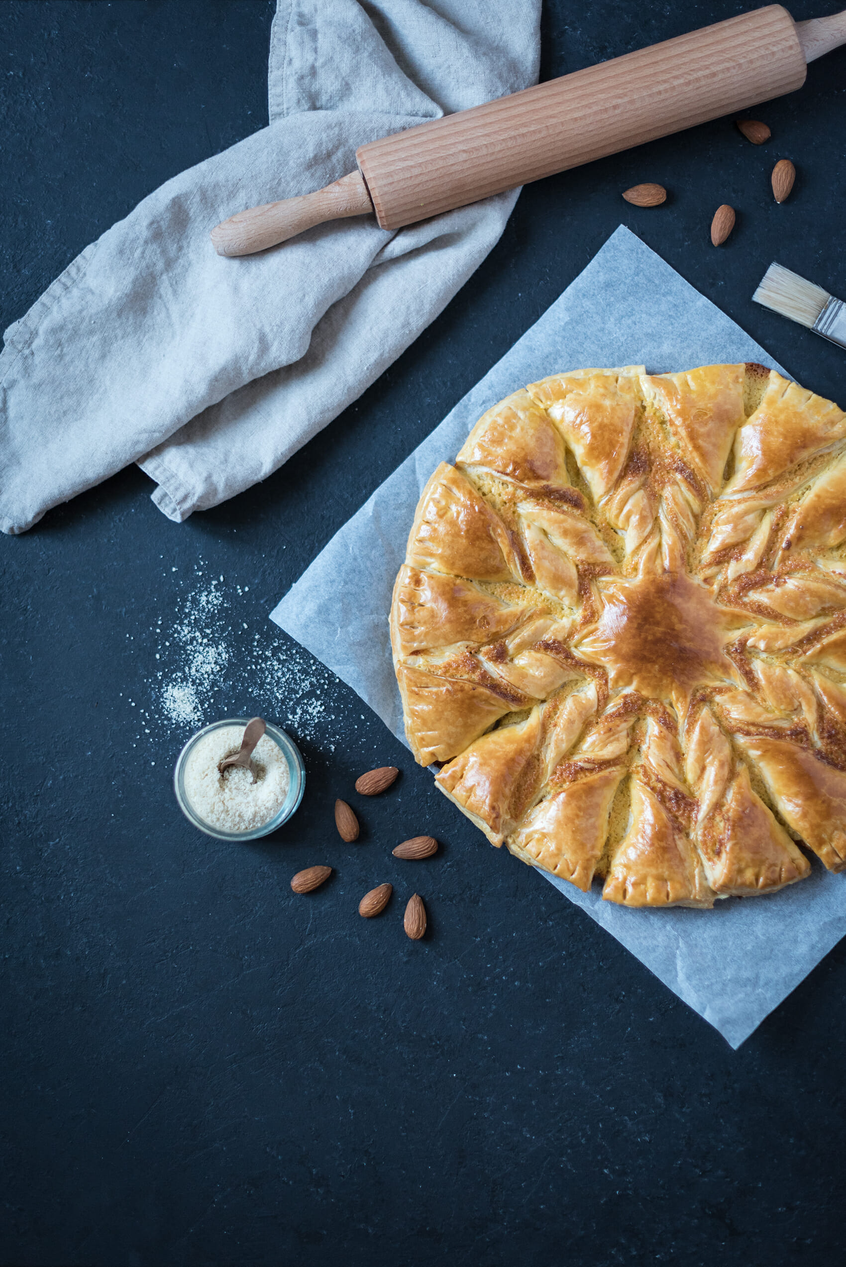 Tarte soleil crème amandes | Lilie Bakery