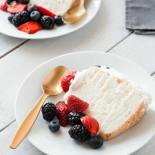 Angel-cake-gateau-des-anges-part-coupee-Lilie-Bakery-1