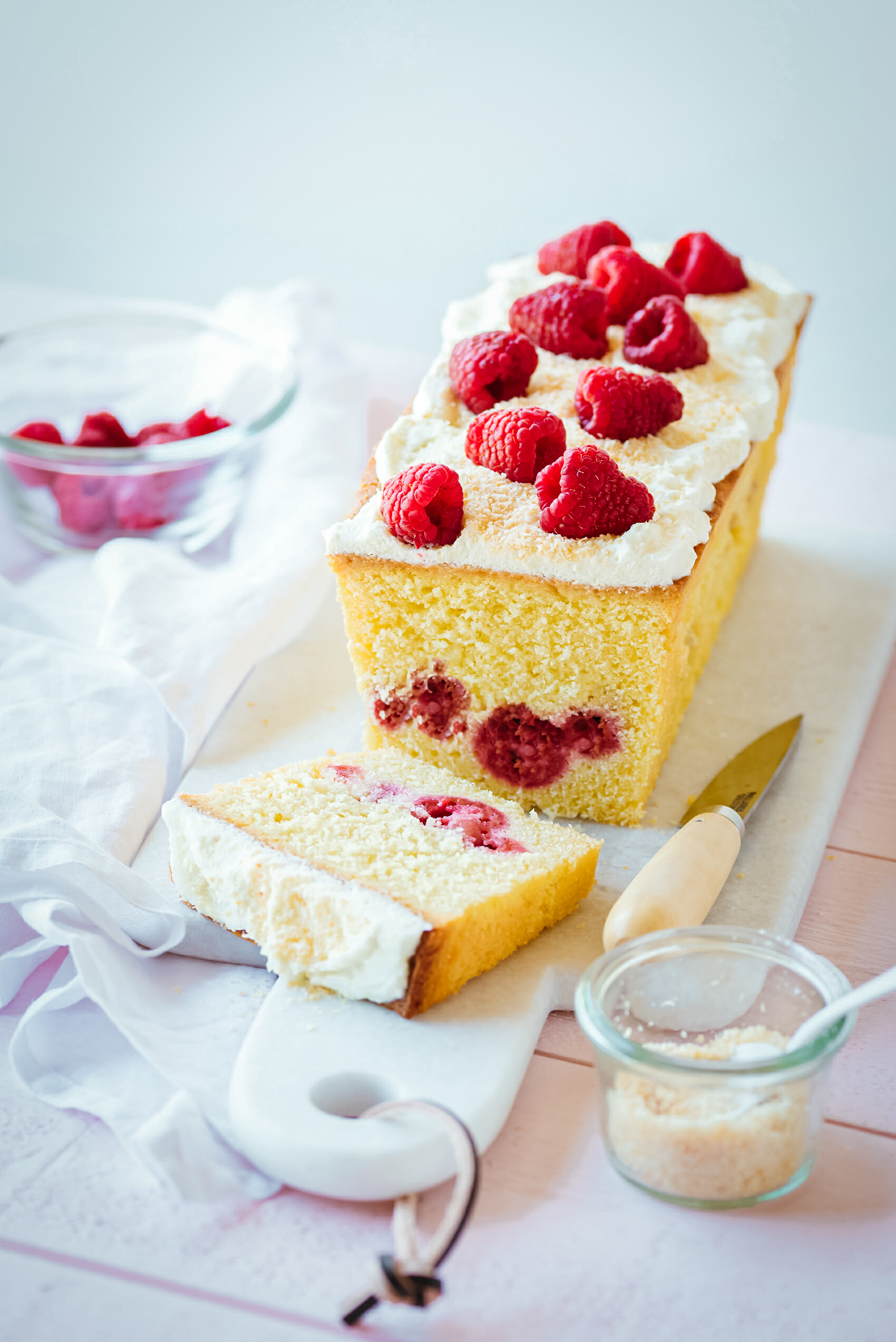 Cake citron framboise chantilly - Lilie Bakery