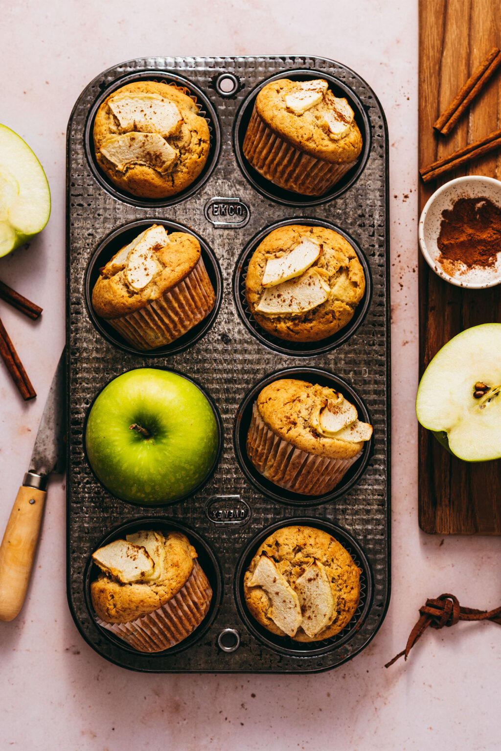 Apple Cinnamon Muffins - Lilie Bakery