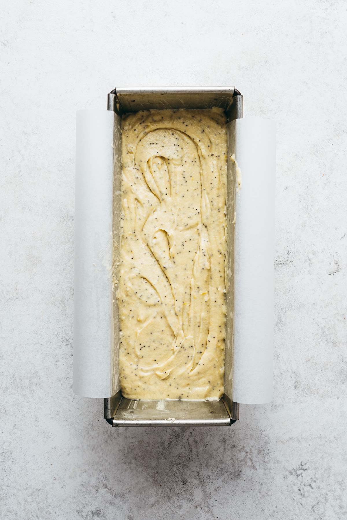 Cake au citron dans le moule - Lilie Bakery