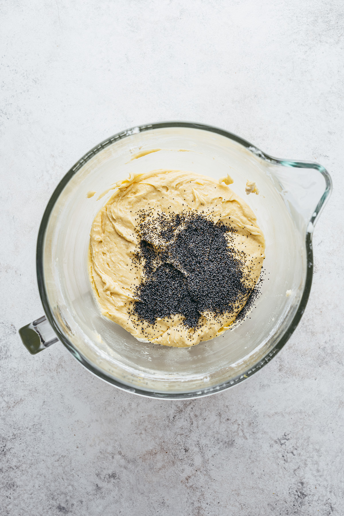 Graines de pavot cake au citron - Lilie Bakery