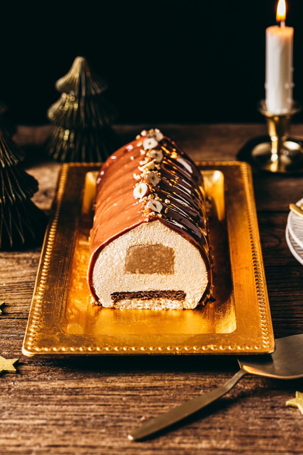 B&ucirc;che pralin&eacute; chocolat - Lilie Bakery_