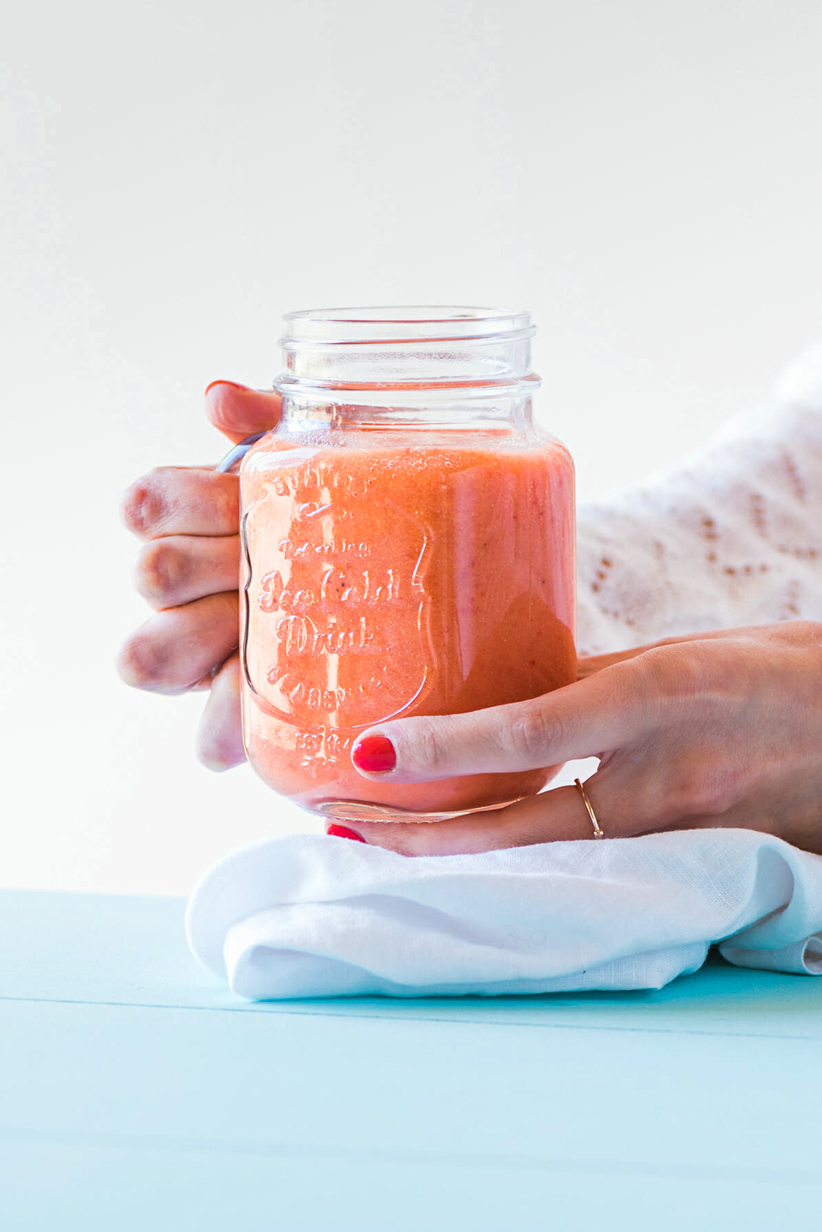 Smoothie fraise mangue recette - Lilie Bakery