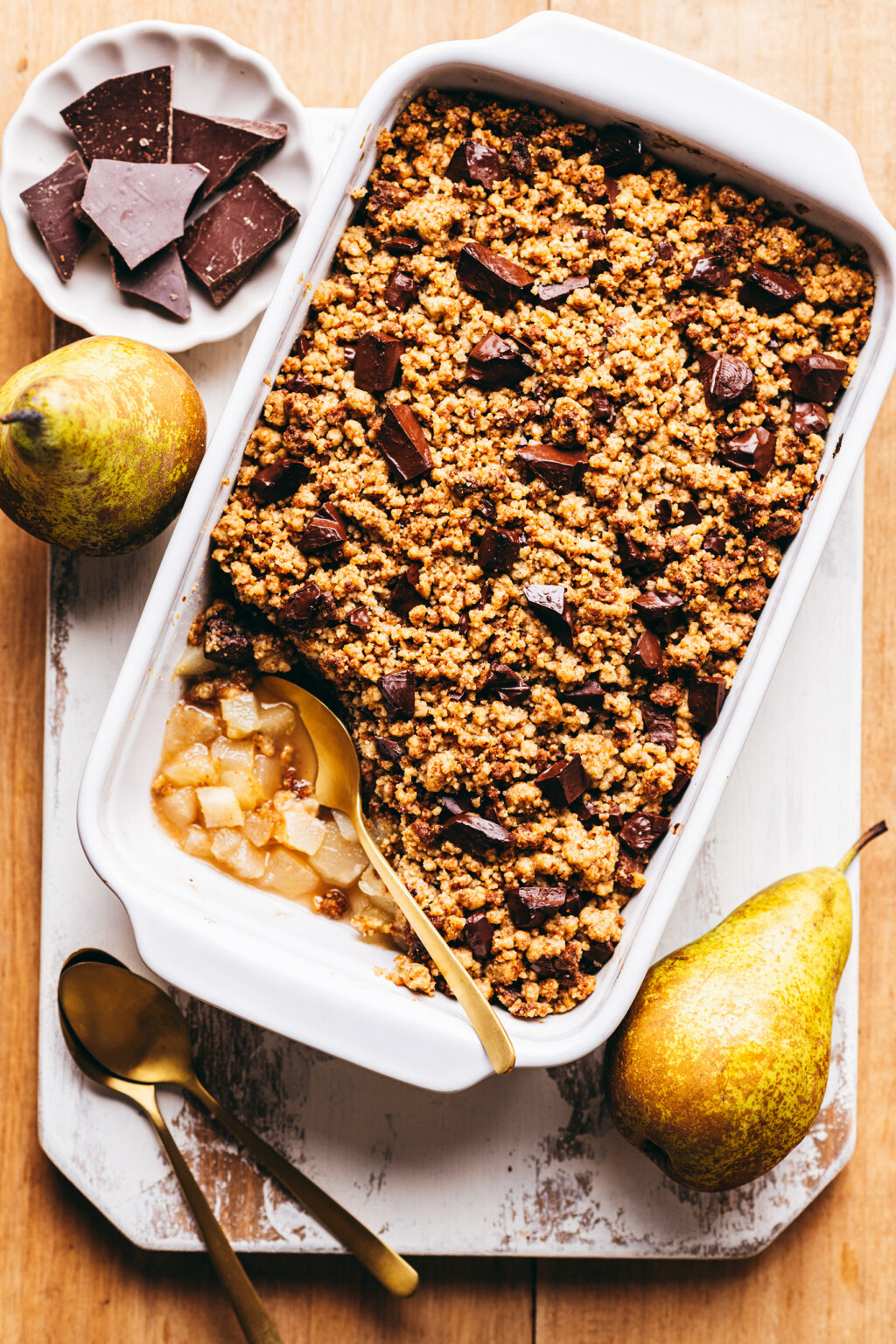 Crumble poire chocolat spéculoos - Lilie Bakery